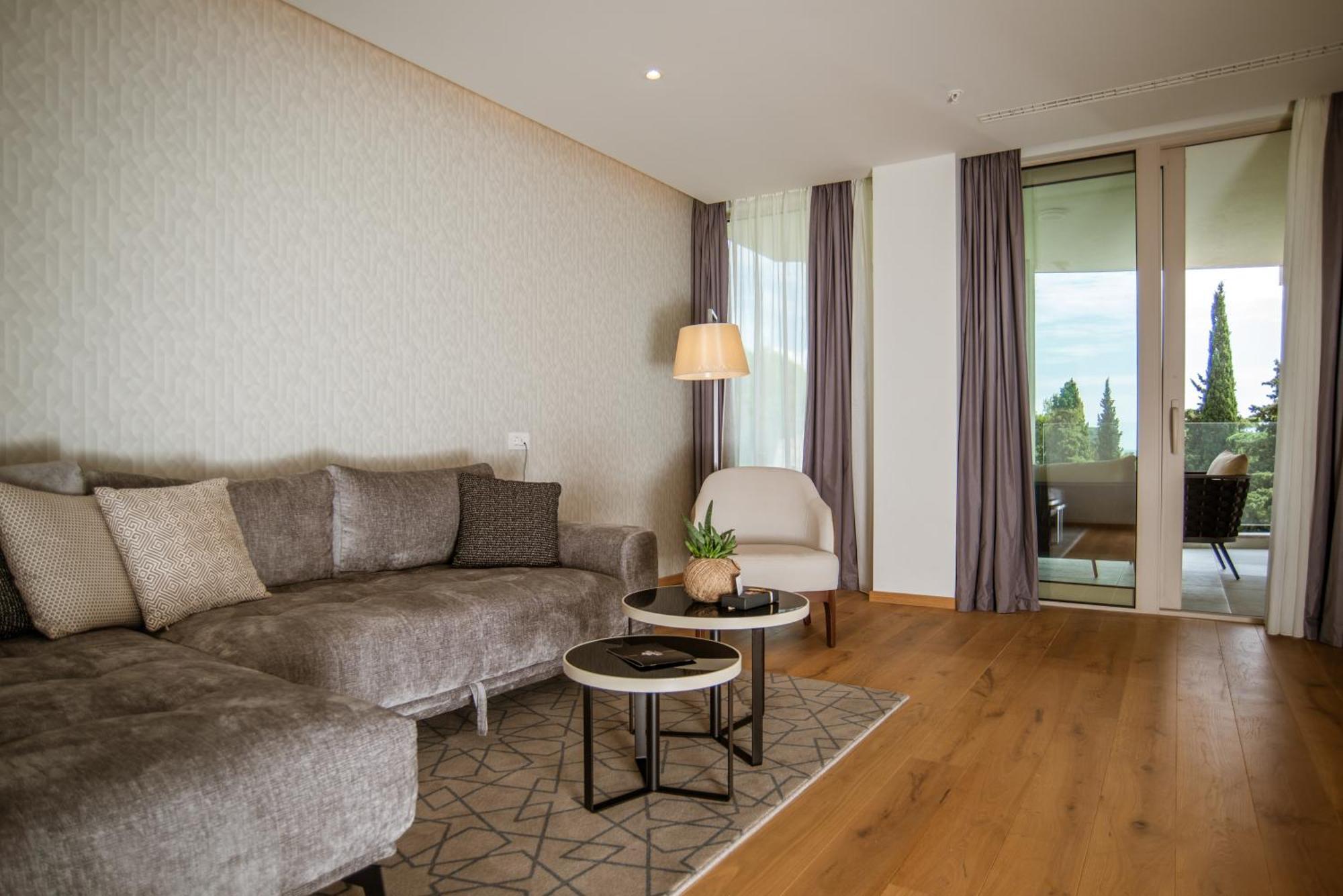 Hotel Imperial Conference & Spa Budva Exterior photo