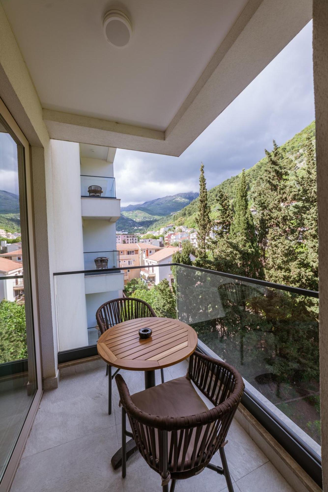 Hotel Imperial Conference & Spa Budva Exterior photo
