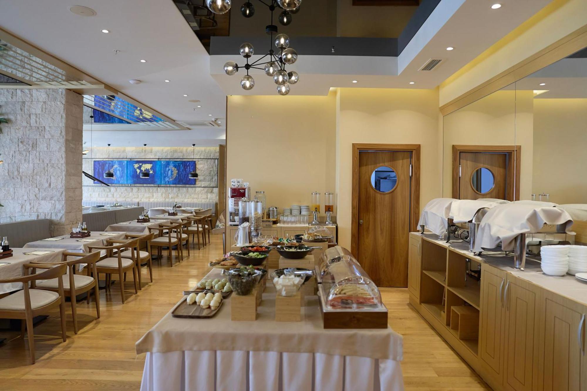 Hotel Imperial Conference & Spa Budva Exterior photo